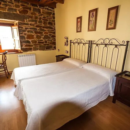 Rural La Bolera Hotel 3*